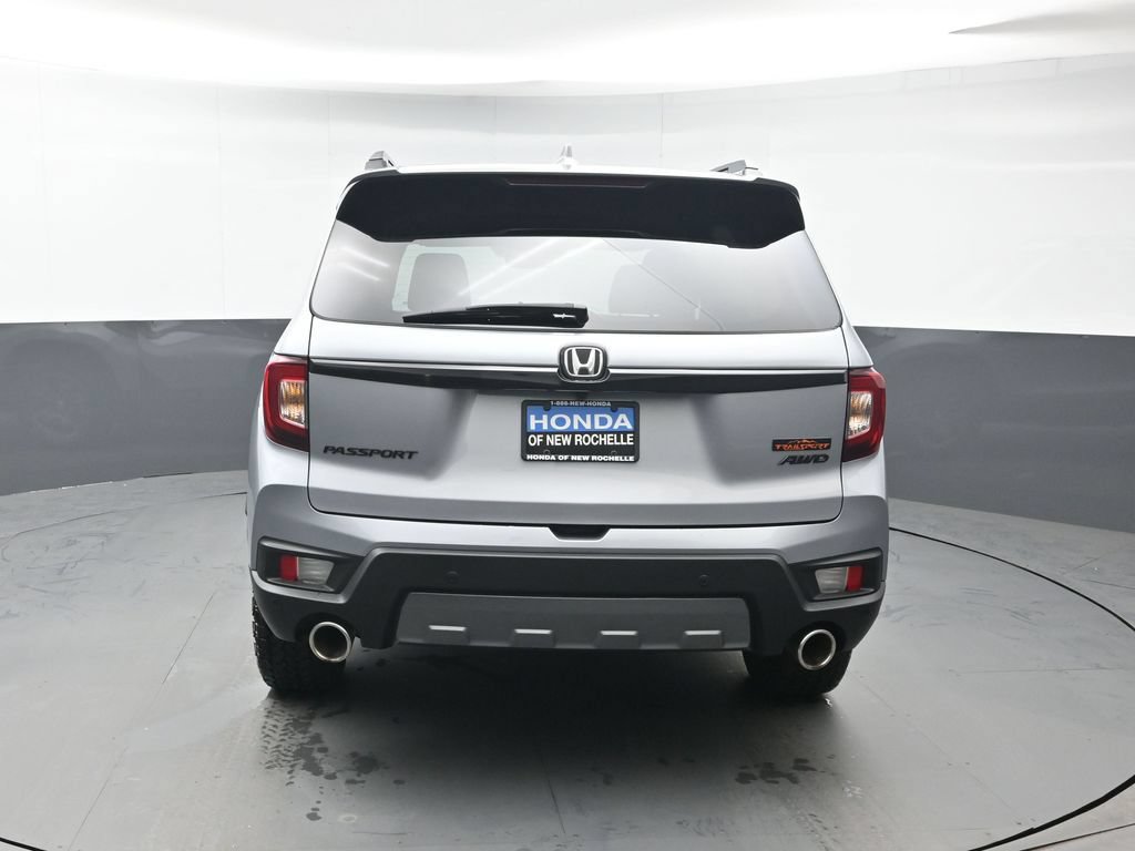 Certified 2024 Honda Passport TrailSport image 5