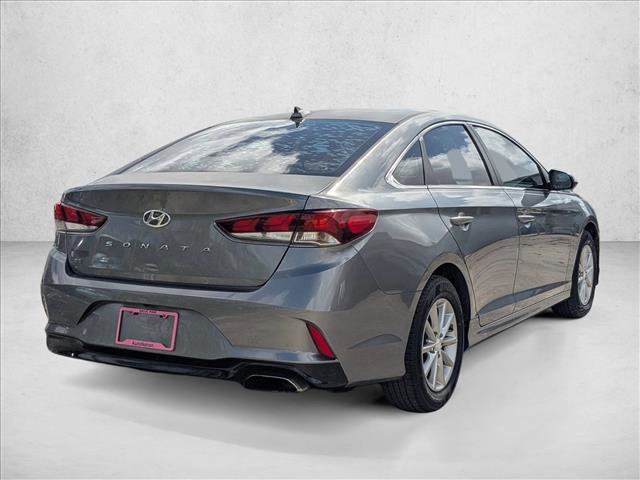 Used 2019 Hyundai Sonata SE image 2