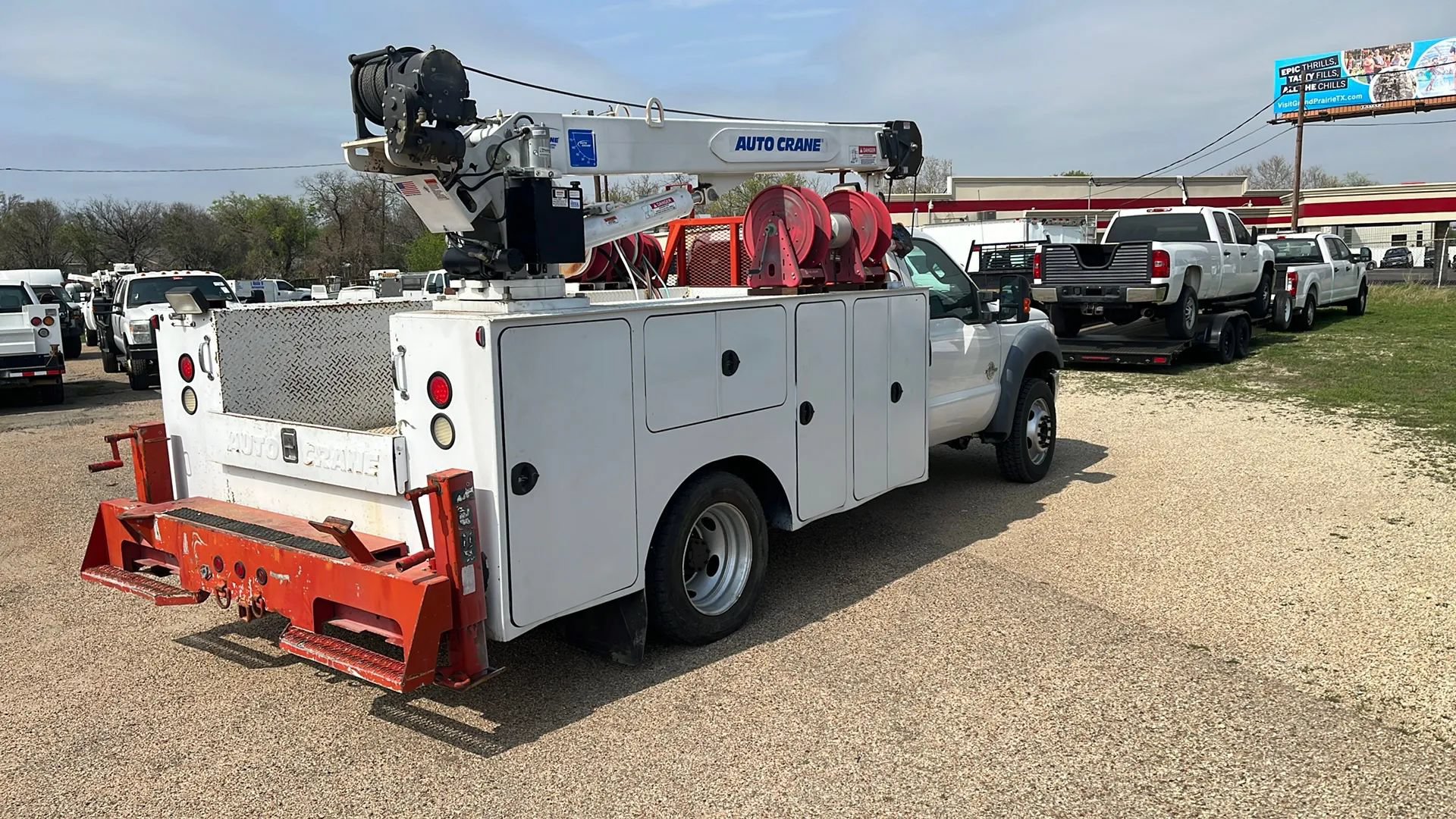 Used 2013 Ford F550 4x4 Regular Cab Super Duty w/ Payload Upgrade Pkg image 4