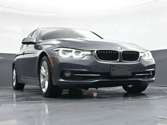 Used 2018 BMW 330i xDrive w/ Convenience Package image 42