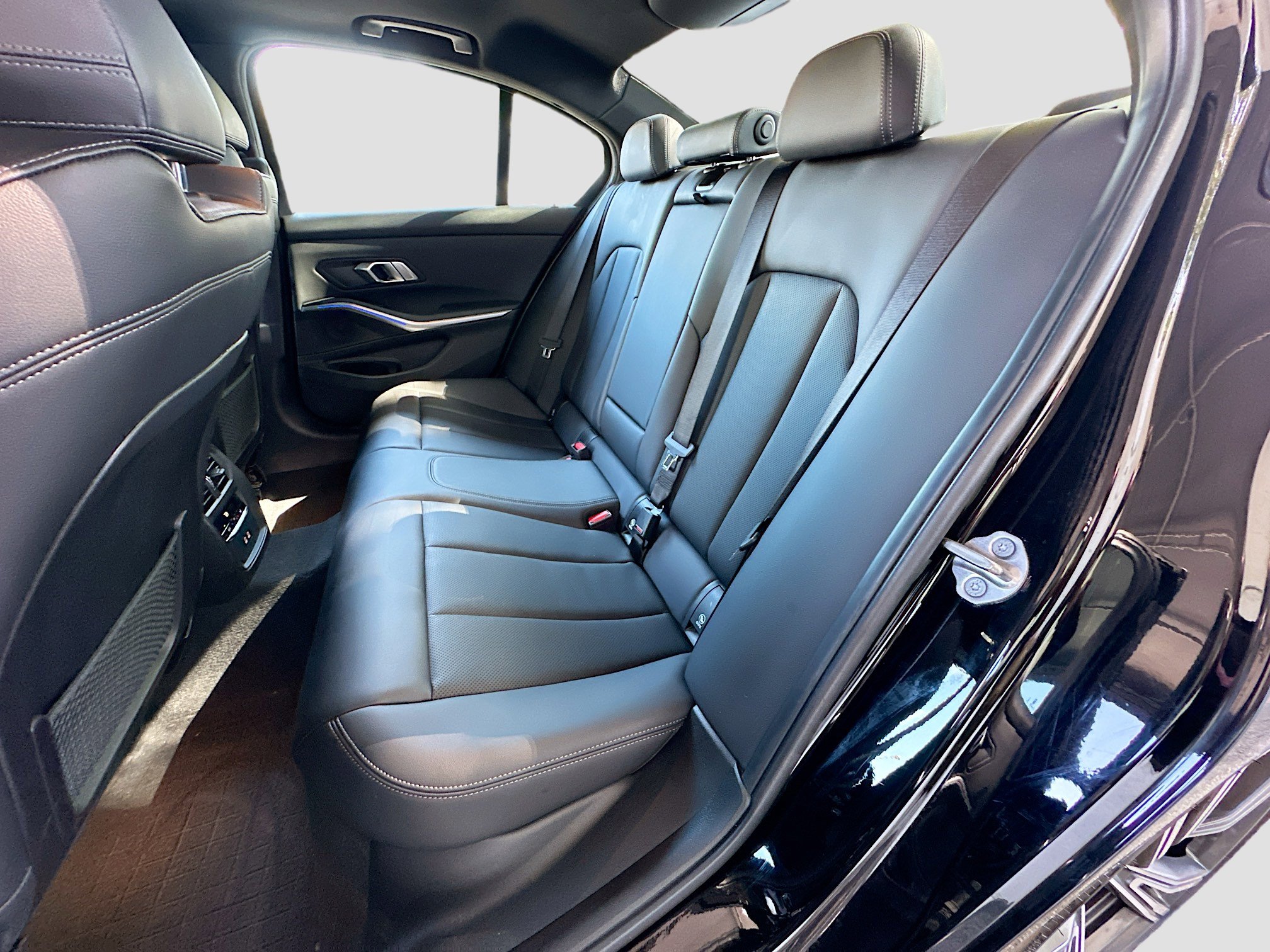 Used 2022 BMW 330i Sedan w/ Driving Assistance Package image 24