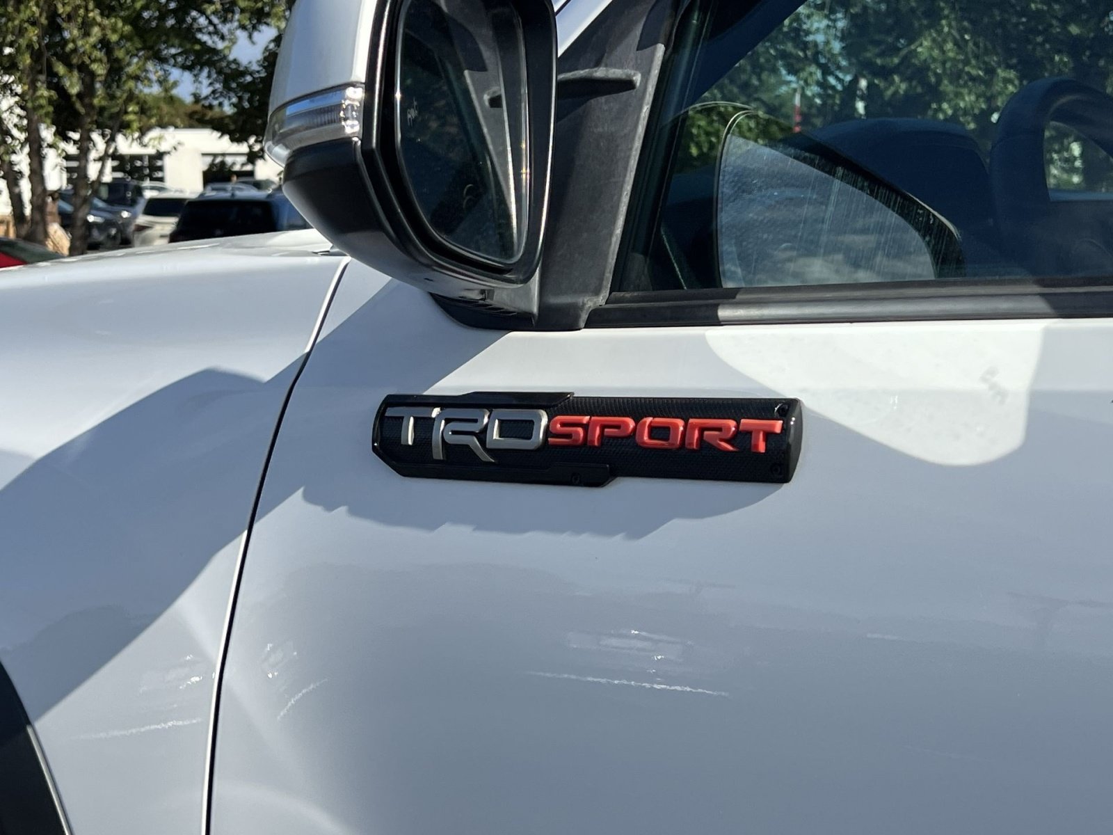 Used 2020 Toyota Tacoma TRD Off-Road w/ Technology Package AWD/4WD image 28
