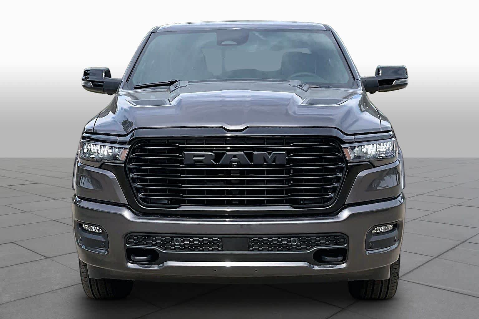 New 2027 RAM 1500 Laramie AWD/4WD image 3