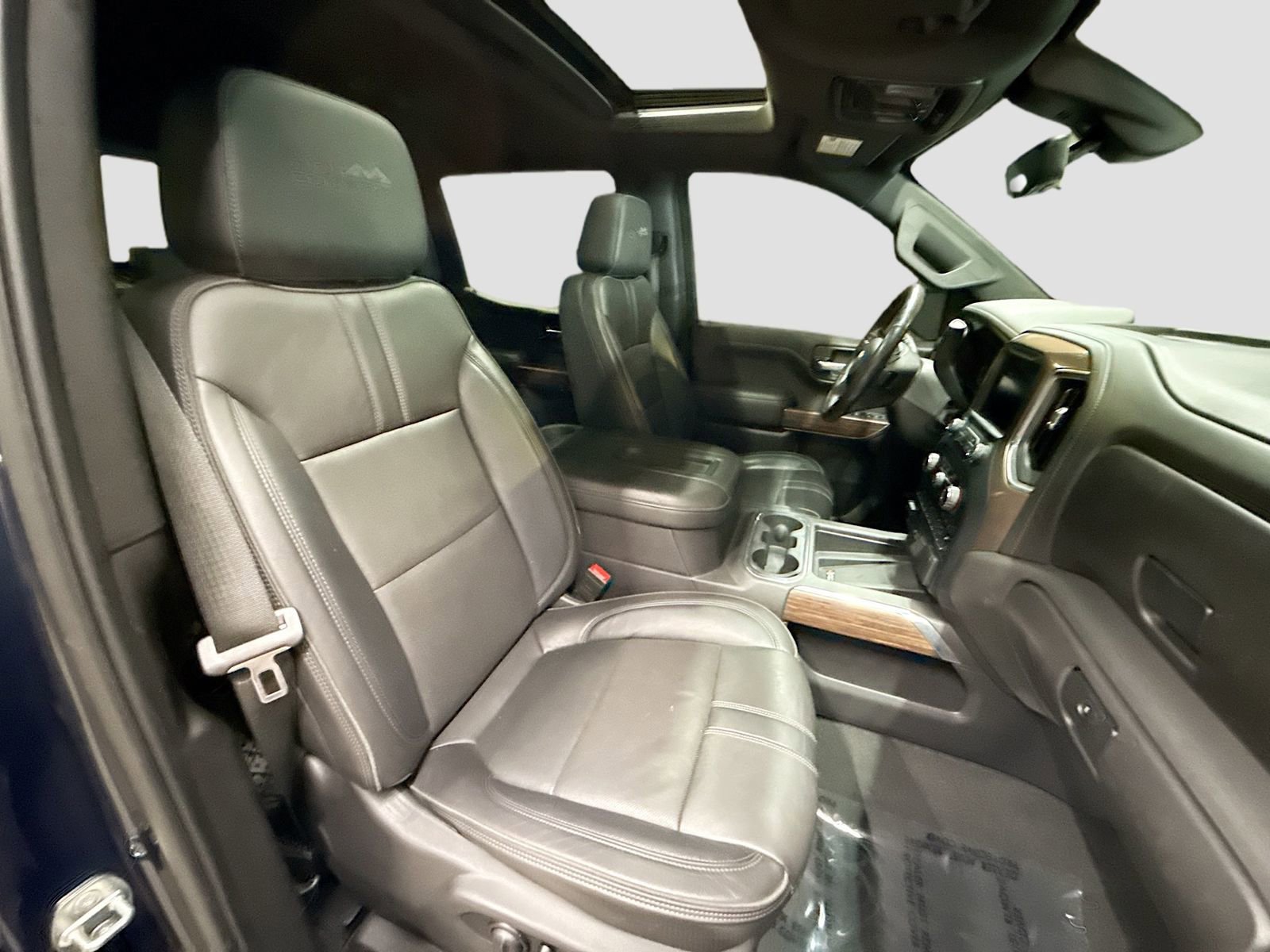 Used 2021 Chevrolet Silverado 1500 High Country w/ Technology Package AWD/4WD image 33