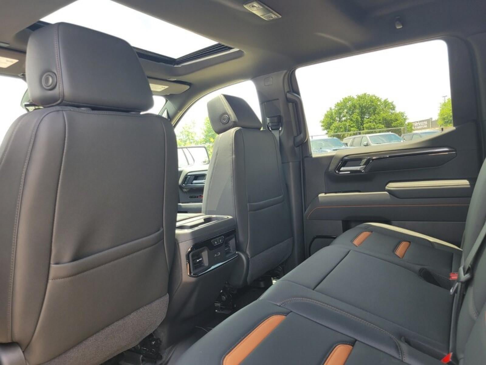 New 2026 GMC Sierra 1500 AT4 w/ AT4 Premium Package AWD/4WD image 26