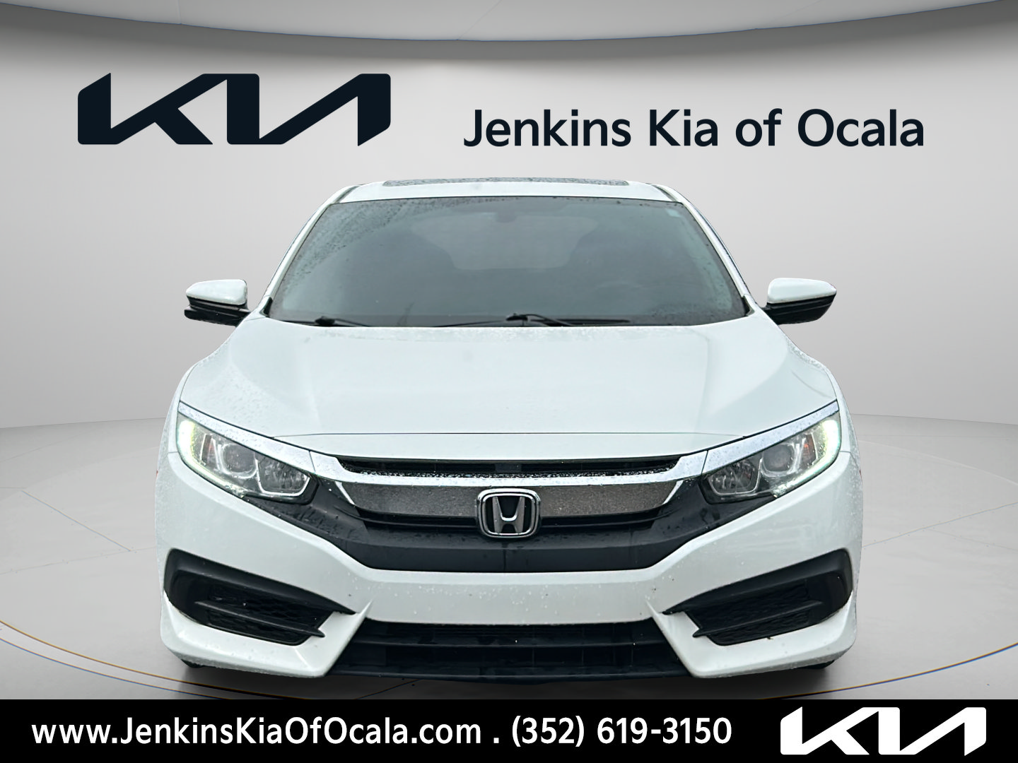 Used 2018 Honda Civic EX image 9