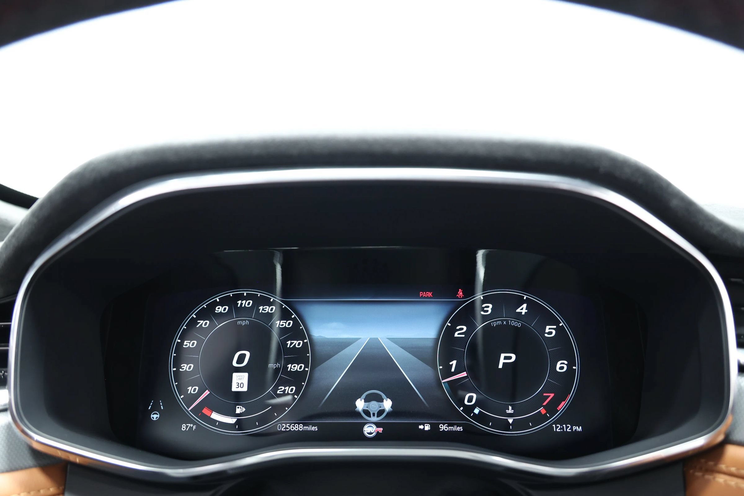 Used 2022 Jaguar F-PACE SVR AWD/4WD image 32