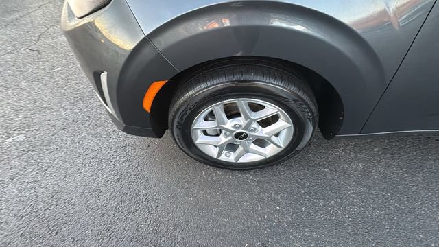 Used 2024 Kia Soul LX w/ Option Group 015 image 40