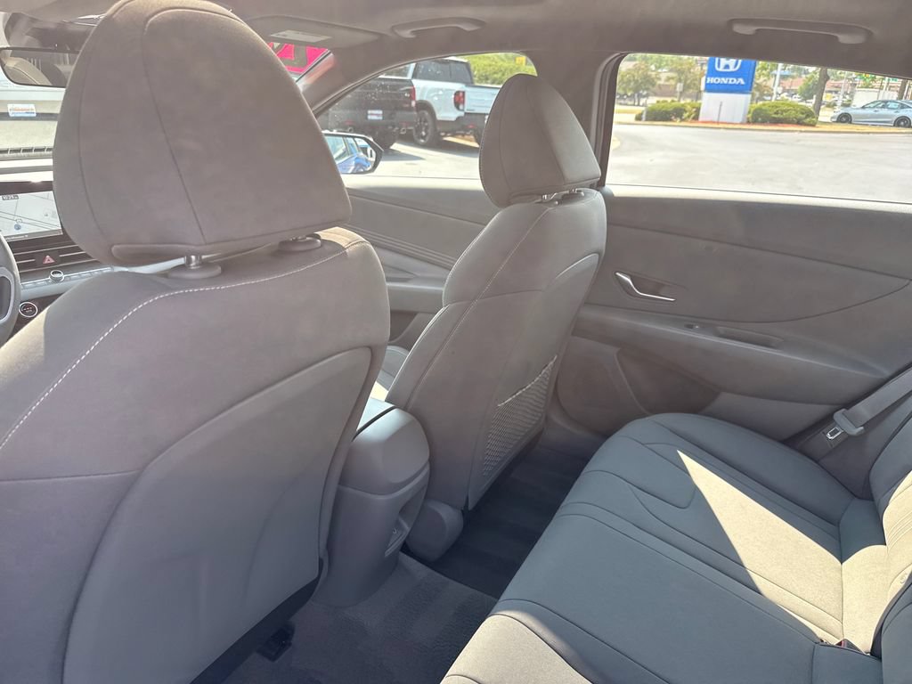 Certified 2024 Hyundai Elantra SEL w/ Convenience Package FWD image 21