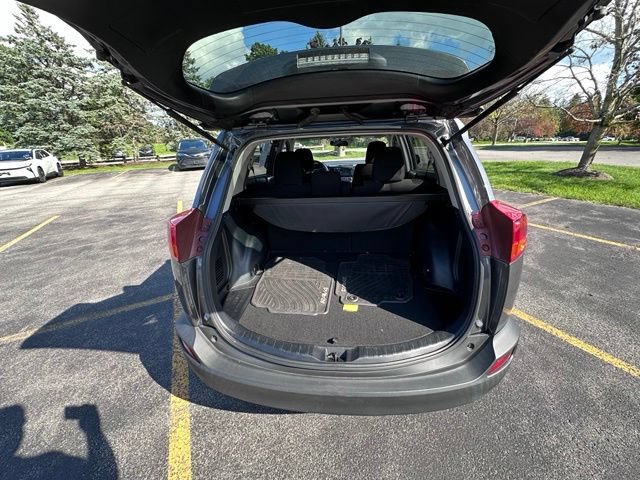 Used 2015 Toyota RAV4 XLE AWD/4WD image 10