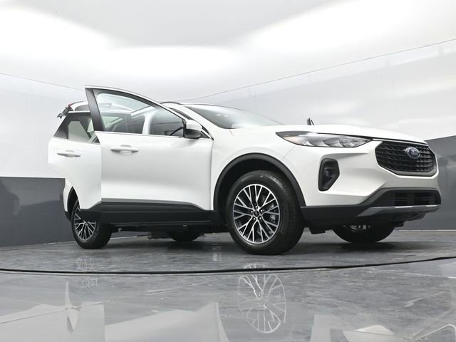 New 2026 Ford Escape SE image 35