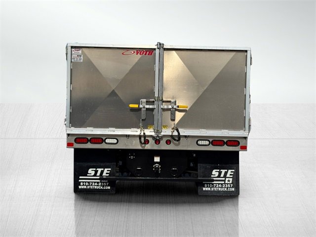 New 2025 Ford F550 4x4 SuperCab Super Duty image 4