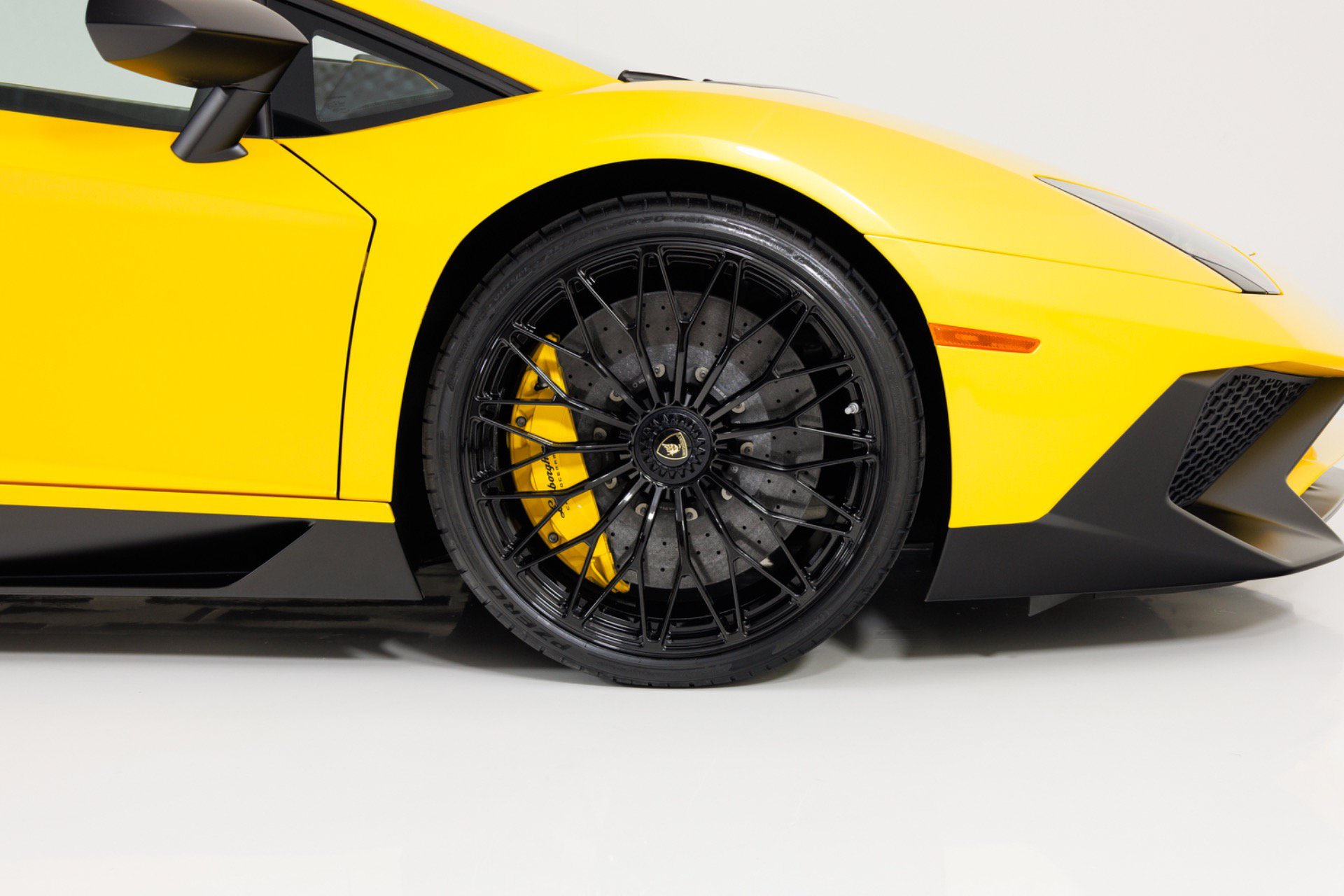 Used 2016 Lamborghini Aventador LP 750-4 Superveloce AWD/4WD image 15