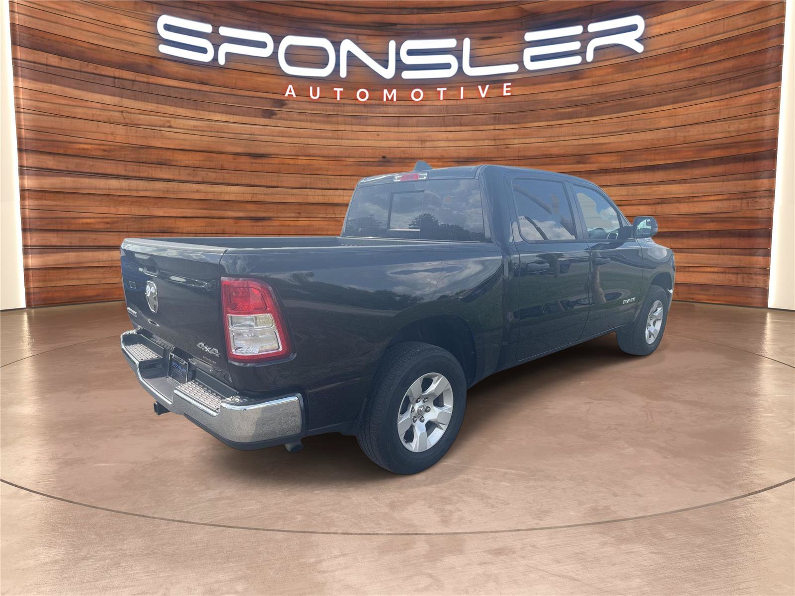 Used 2023 RAM 1500 Big Horn AWD/4WD image 7