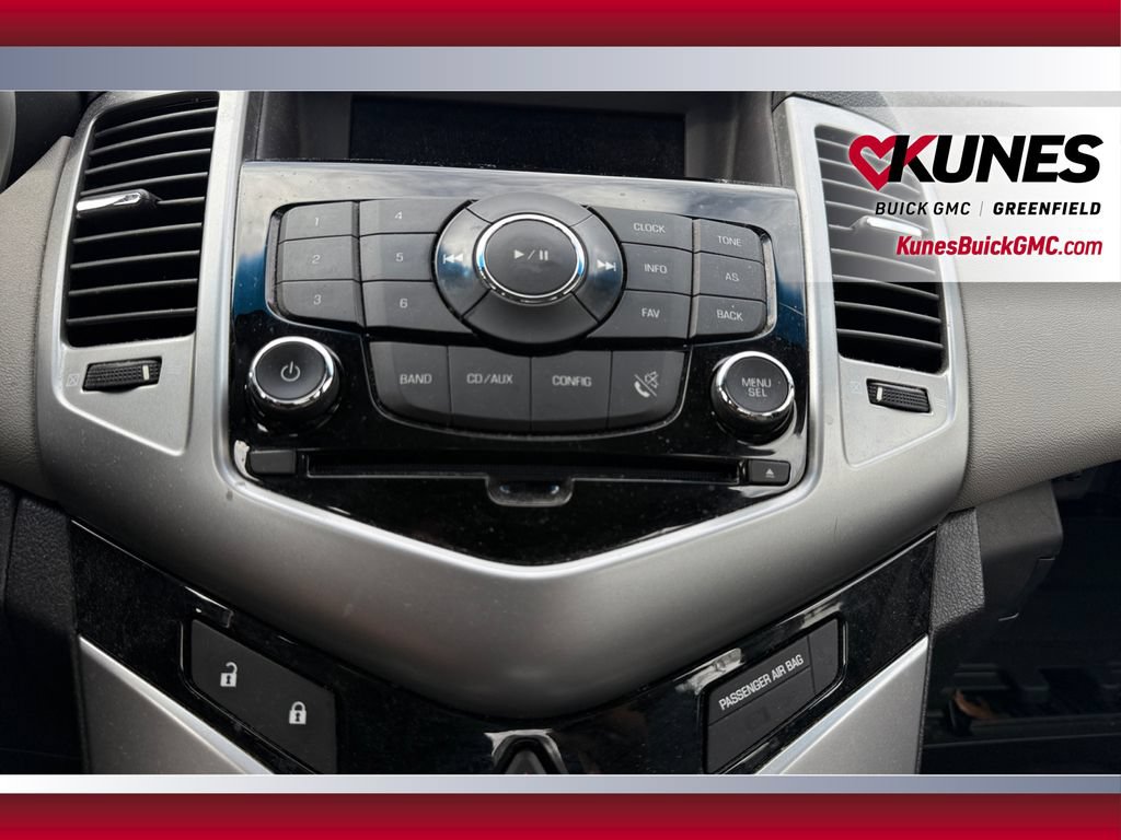 Used 2012 Chevrolet Cruze LS FWD image 12