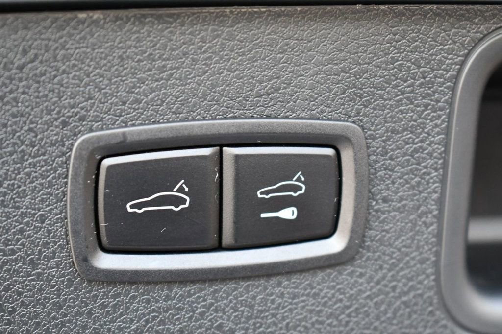 Used 2018 Porsche Macan image 18