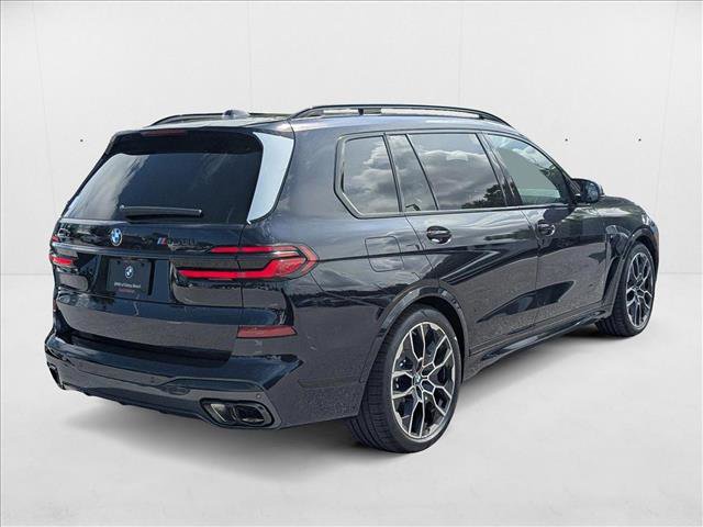 New 2026 BMW X7 M60i image 2