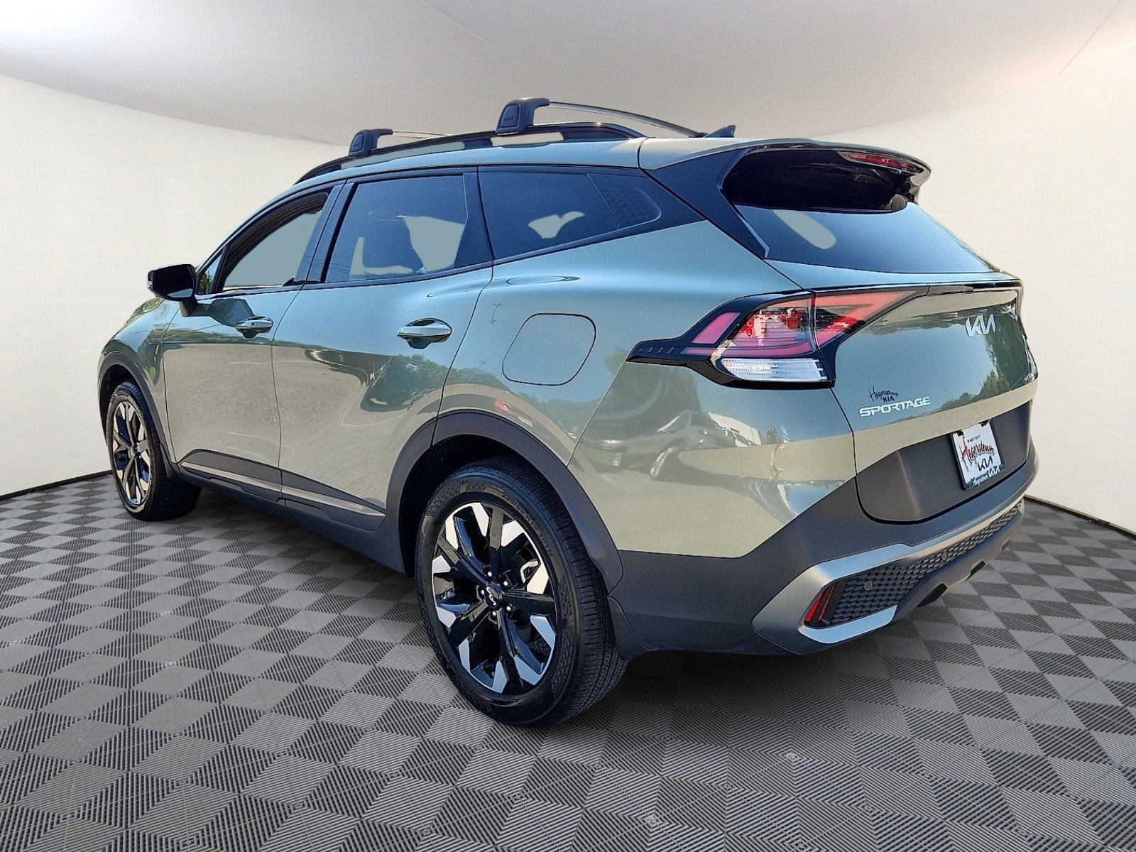 Used 2024 Kia Sportage X-Line w/ X-Line Premium Package AWD/4WD image 4