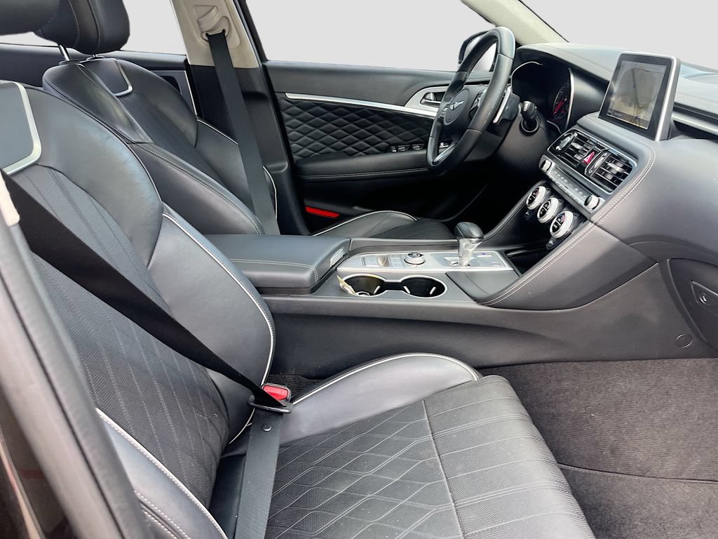 Used 2019 Genesis G70 3.3T Advanced w/ Prestige Package RWD image 30