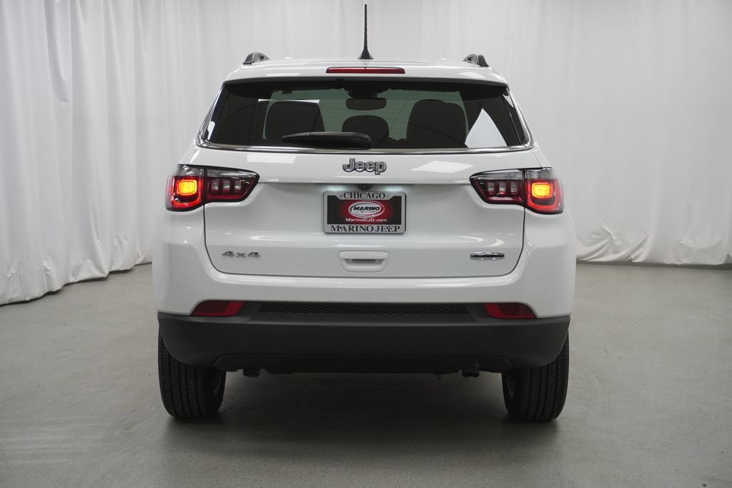 Certified 2024 Jeep Compass Latitude AWD/4WD image 10