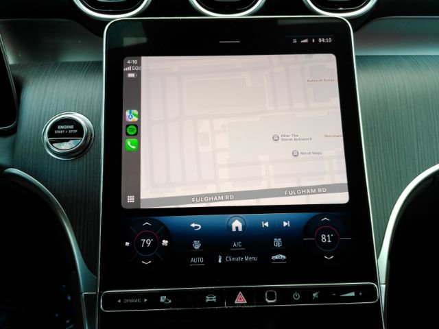 Used 2024 Mercedes-Benz GLC 300 w/ Driver Assistance Package image 10