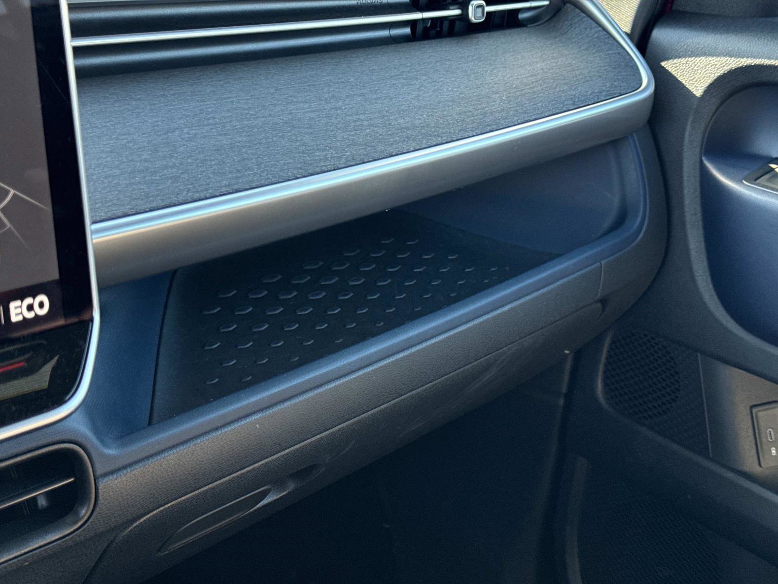 Used 2025 Volkswagen ID. Buzz Pro S image 29