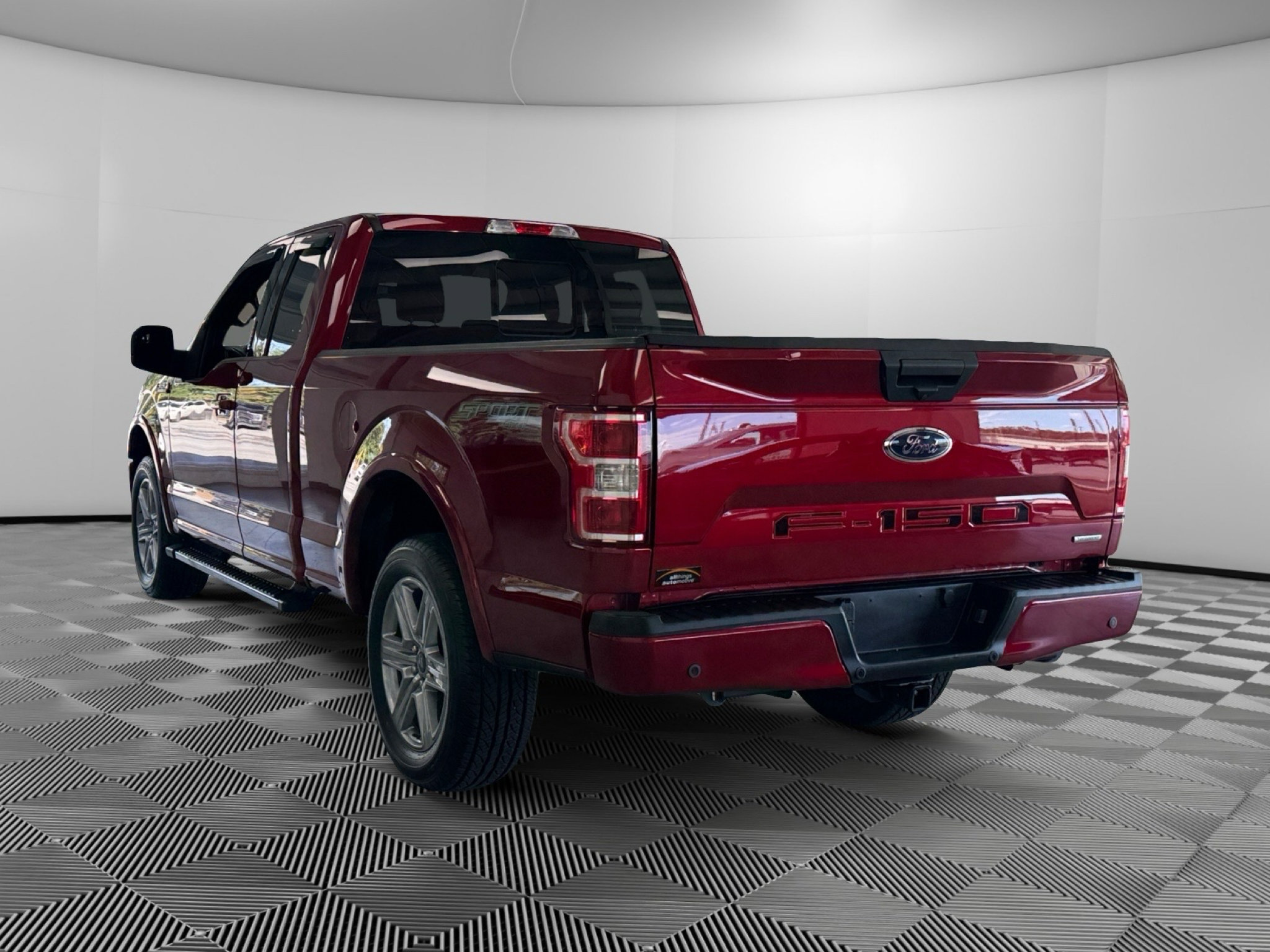 Used 2019 Ford F150 XLT w/ Equipment Group 302A Luxury AWD/4WD image 6