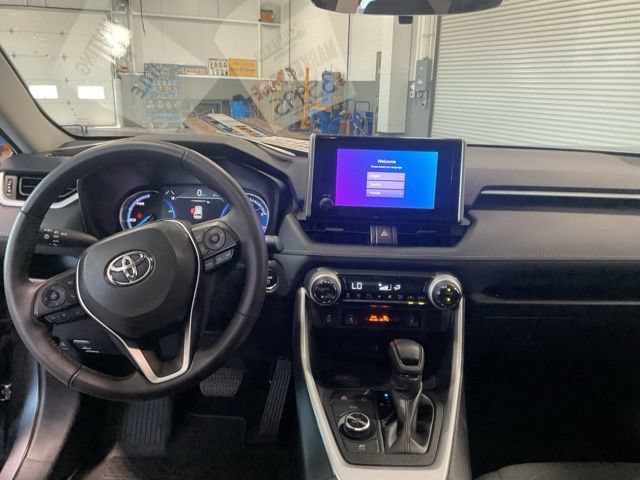 Used 2024 Toyota RAV4 XLE w/ Convenience Package AWD/4WD image 18