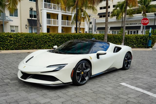 Used 2023 Ferrari SF90 Stradale AWD/4WD image 2