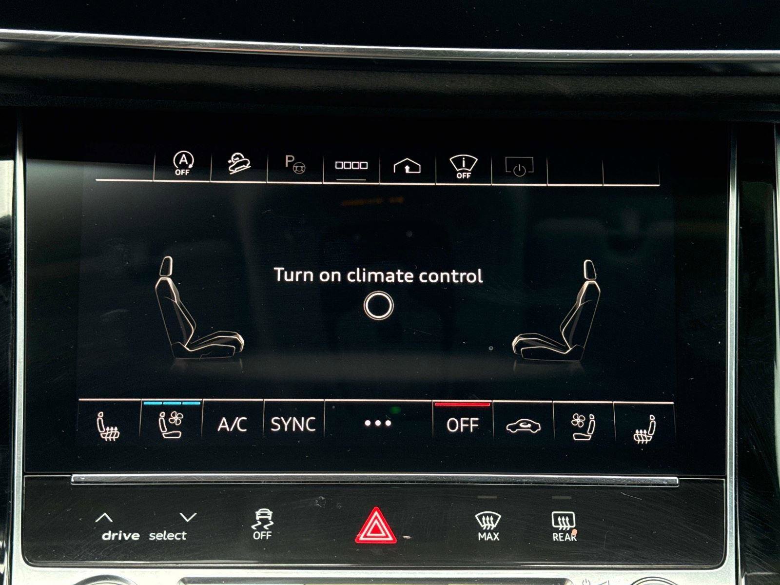 Used 2023 Audi Q8 Prestige image 27