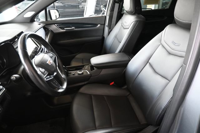 Used 2024 Cadillac XT5 Premium Luxury w/ LPO, Premium Carpet Package image 9