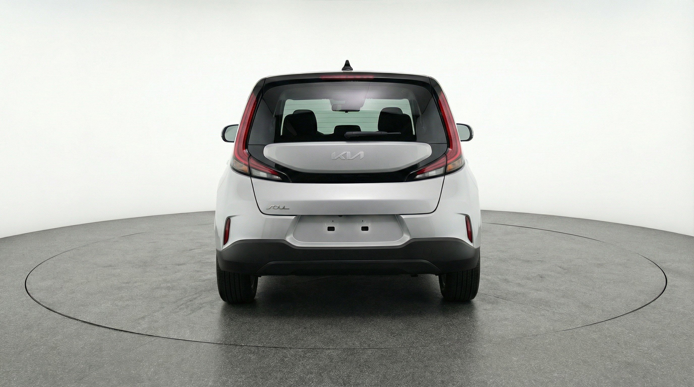 Used 2025 Kia Soul LX w/ LX Technology Package FWD image 7