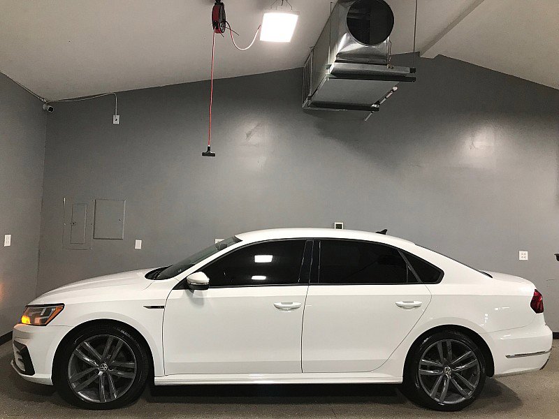 Used 2018 Volkswagen Passat 2.0T R-Line image 6