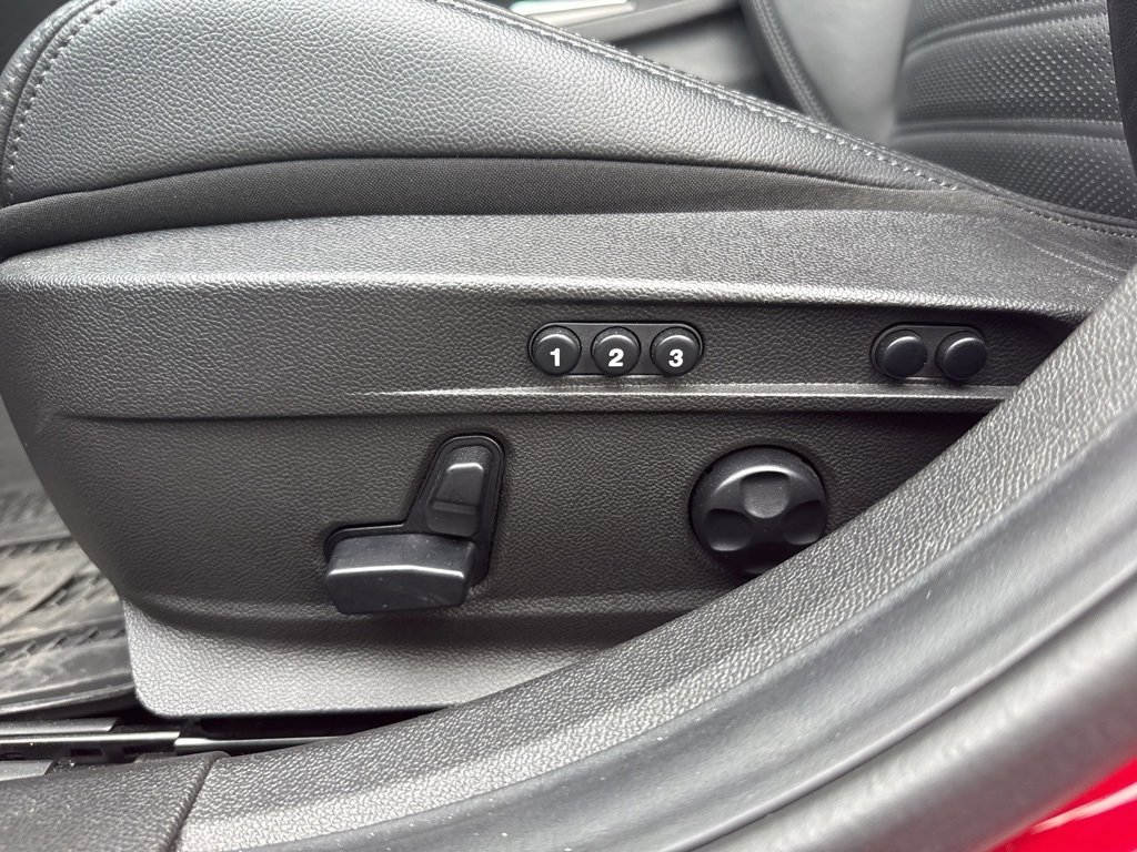 Used 2022 Alfa Romeo Giulia Veloce image 25