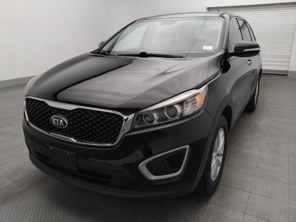 Used 2017 Kia Sorento L image 15