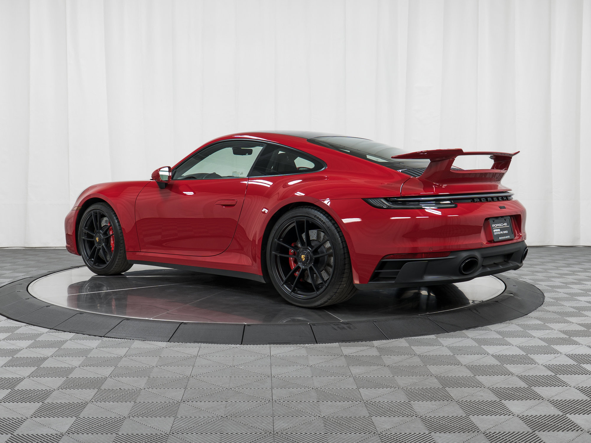 Certified 2024 Porsche 911 Carrera 4 GTS image 3