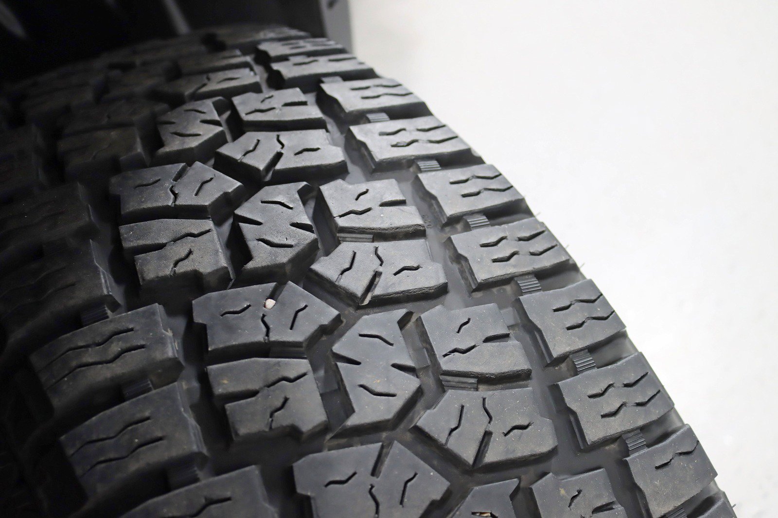 Used 2018 Jeep Wrangler Unlimited Sport AWD/4WD image 35