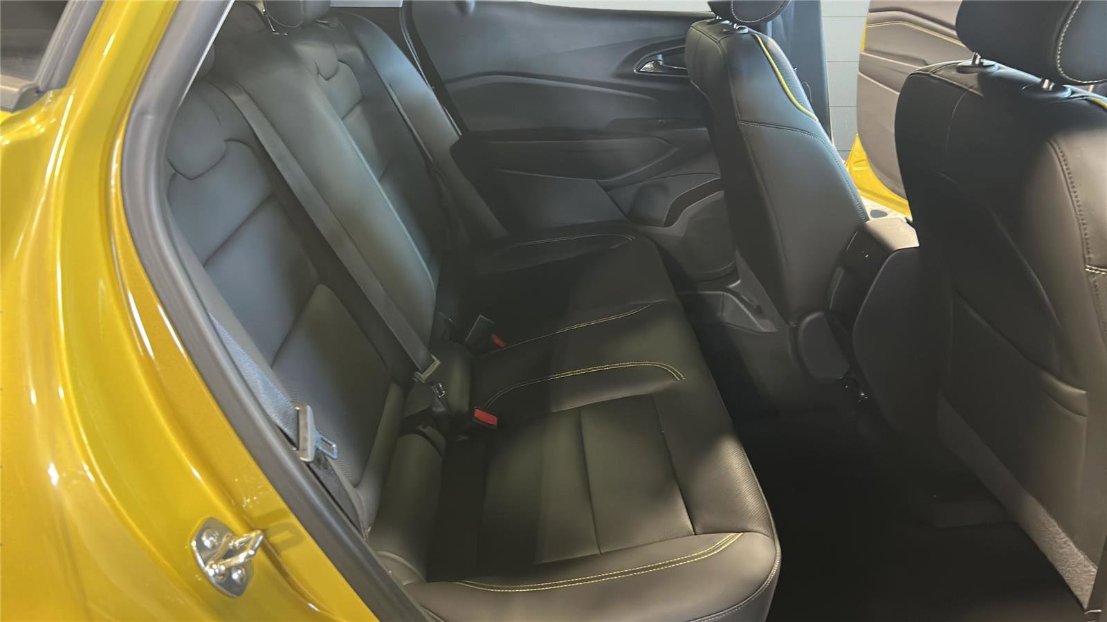 Used 2025 Chevrolet Trax ACTIV w/ Driver Confidence Package image 26