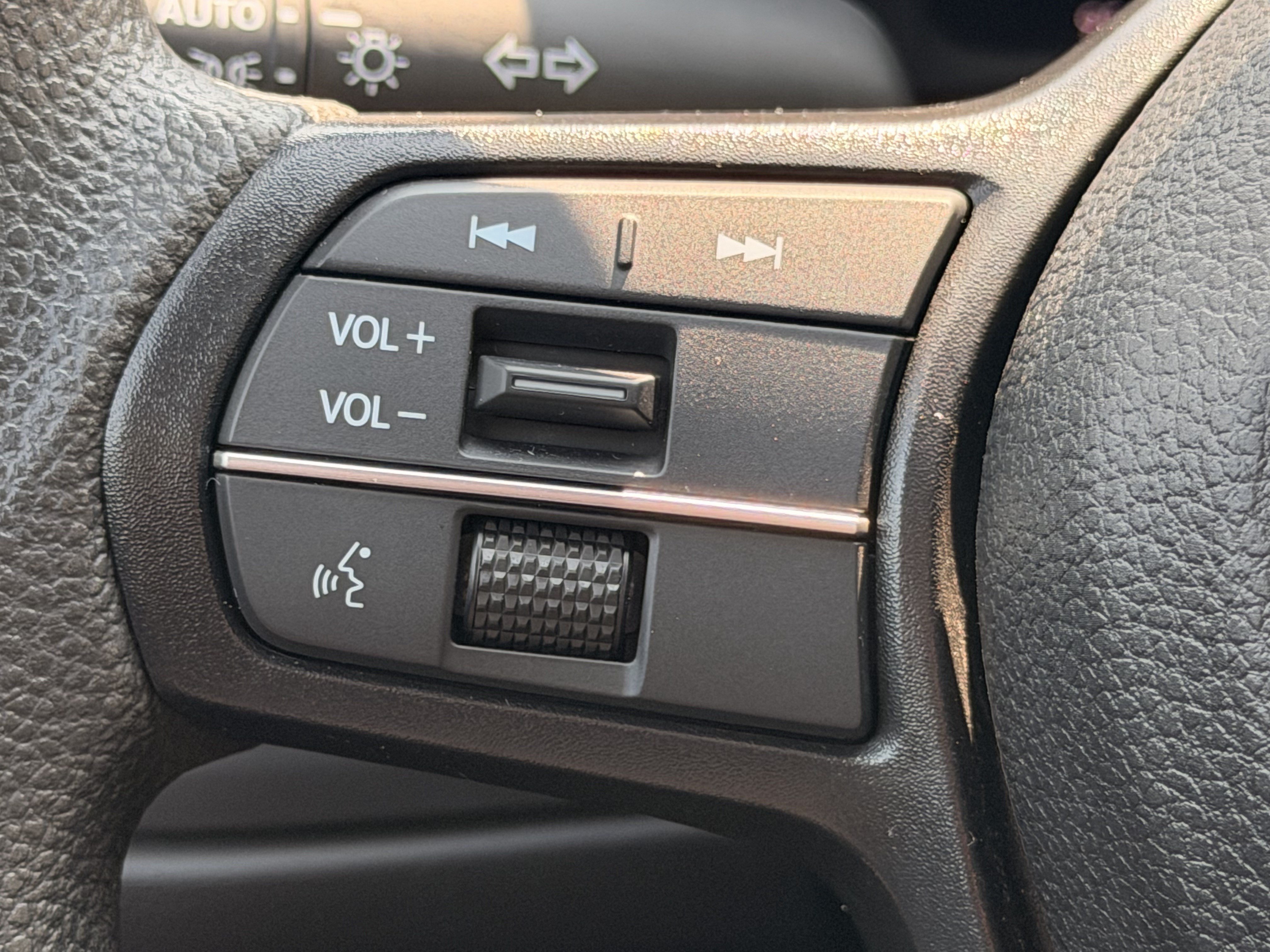 Certified 2024 Honda Accord EX image 23