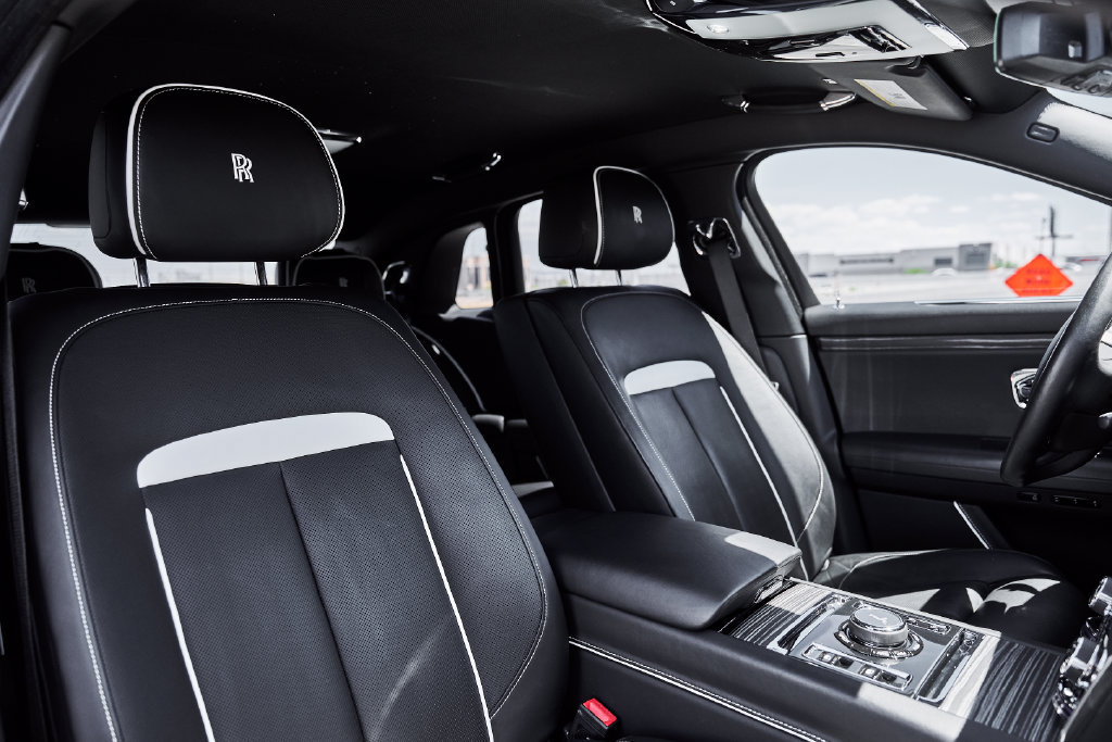 Used 2023 Rolls-Royce Ghost AWD/4WD image 40