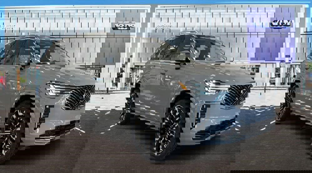 Used 2026 Volvo XC90 B6 Plus w/ Protection Package Premier image 1