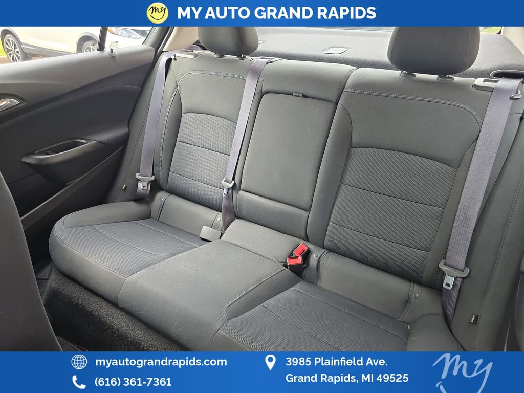 Used 2016 Chevrolet Cruze LT w/ Convenience Package FWD image 27