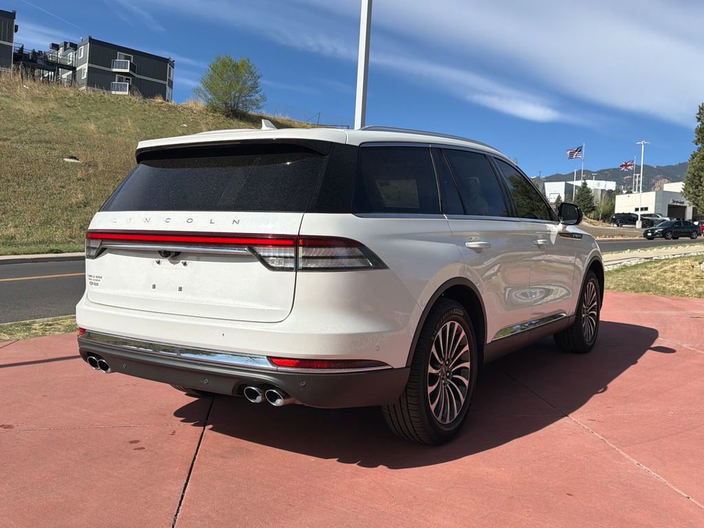 Used 2021 Lincoln Aviator Reserve w/ Equipment Group 201A AWD/4WD image 7