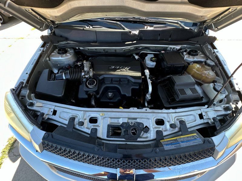 Used 2008 Chevrolet Equinox LT w/ Chrome And Sound Package FWD image 23