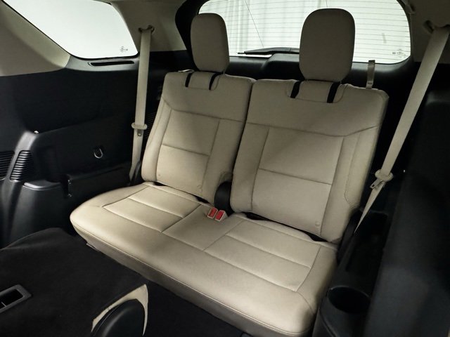 Used 2023 Ford Explorer XLT w/ Equipment Group 202A image 29