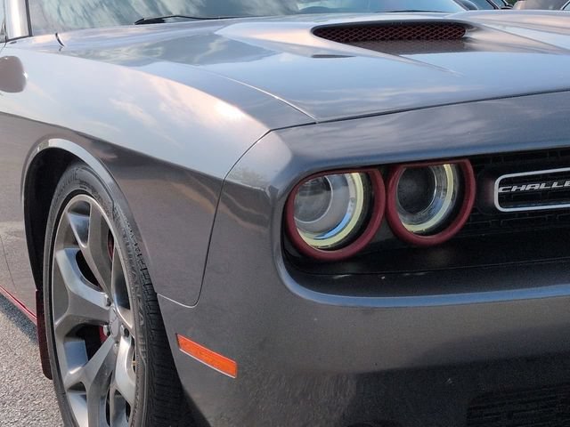 Used 2015 Dodge Challenger R/T w/ Quick Order Package 22B R/T RWD image 9