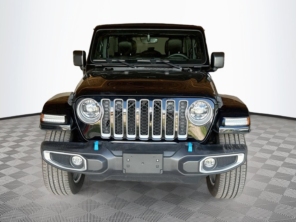 Certified 2023 Jeep Wrangler Unlimited Sahara w/ Cold Weather Group AWD/4WD image 2