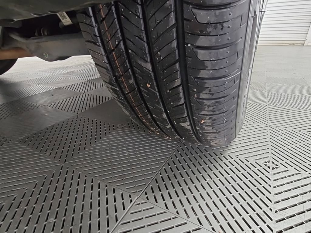 Used 2023 Honda HR-V EX-L image 47