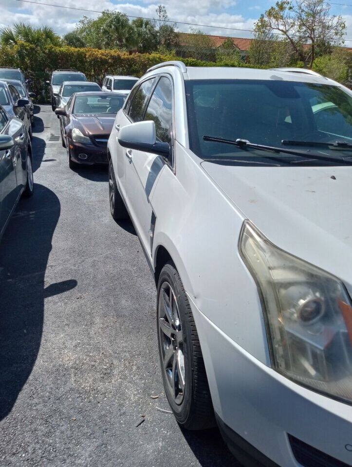 Used 2012 Cadillac SRX Luxury FWD image 3