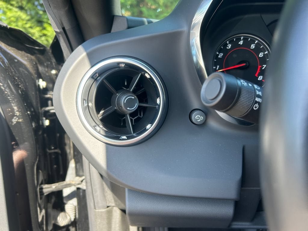 Used 2024 Chevrolet Camaro LT RWD image 19
